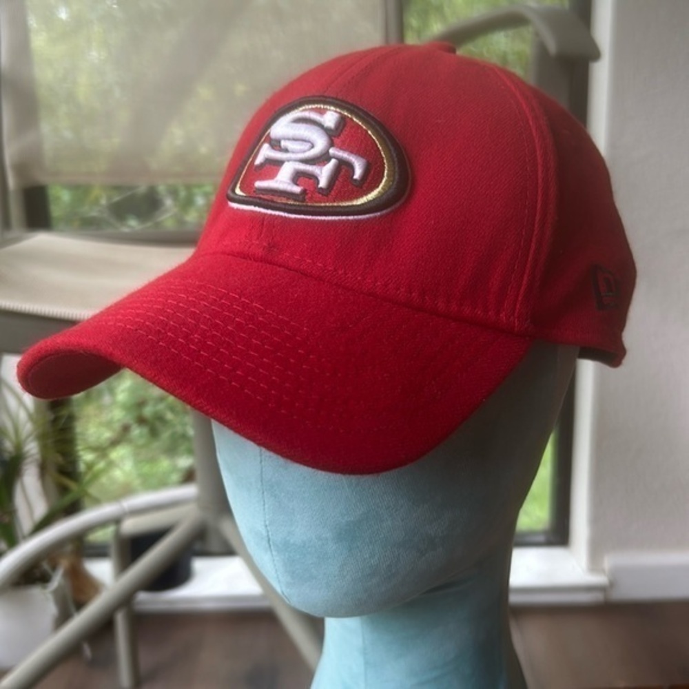 49ers NFL Hat !!